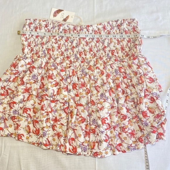 C&v Chelsea &‎ Violet Floral tiered mini skirt size-XL (juniors) - Picture 3 of 5